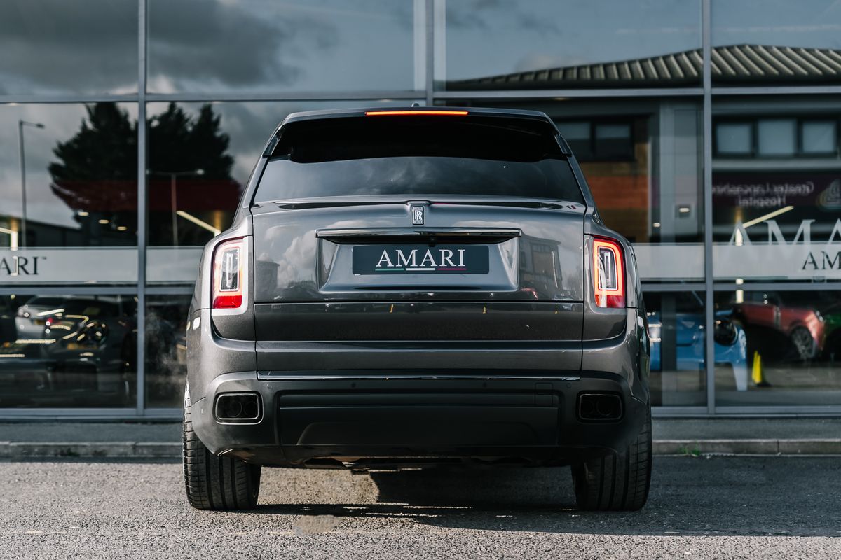 Rolls Royce Cullinan Black Badge