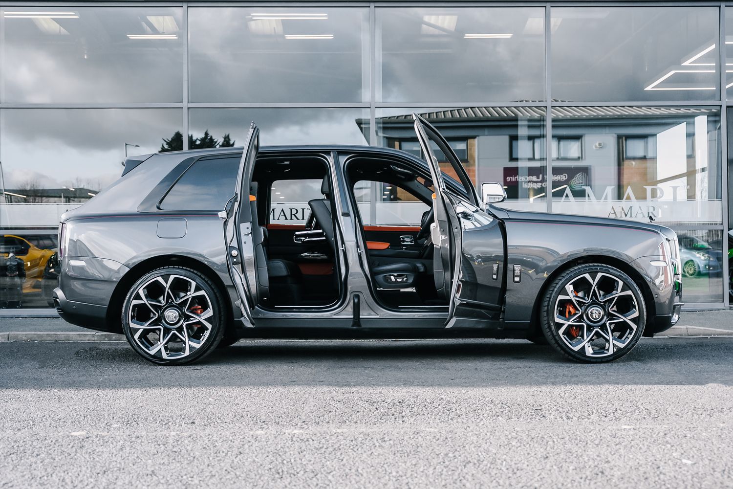 Rolls Royce Cullinan Black Badge
