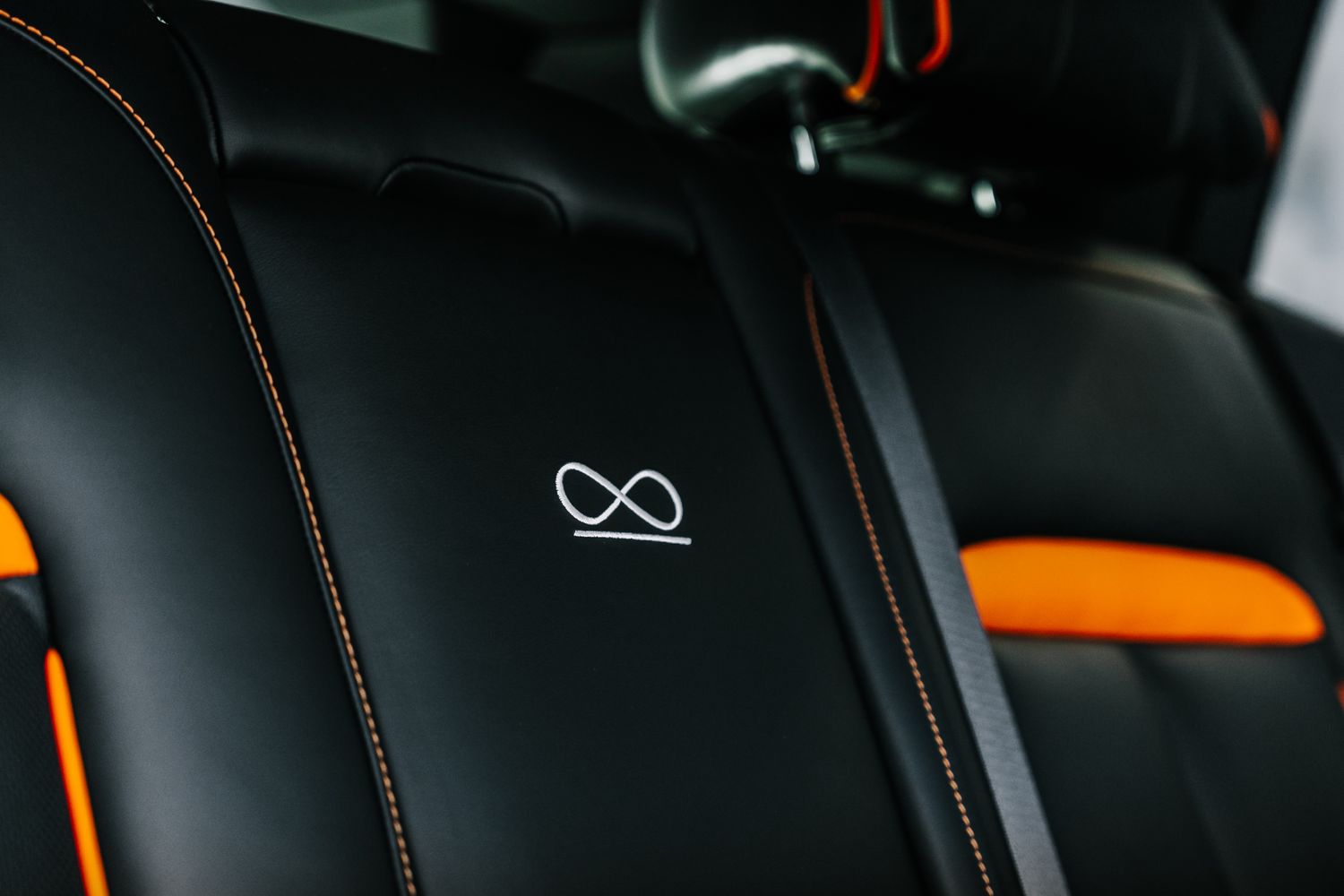 Rolls Royce Cullinan Black Badge