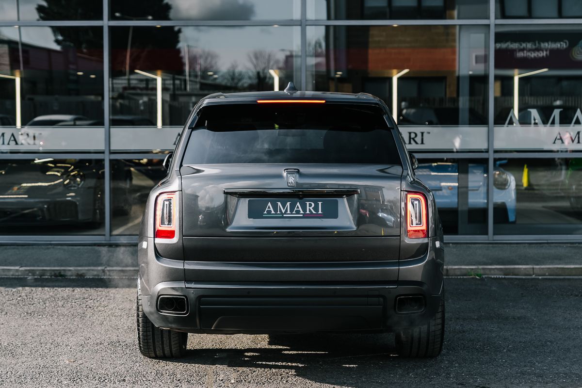 Rolls Royce Cullinan Black Badge