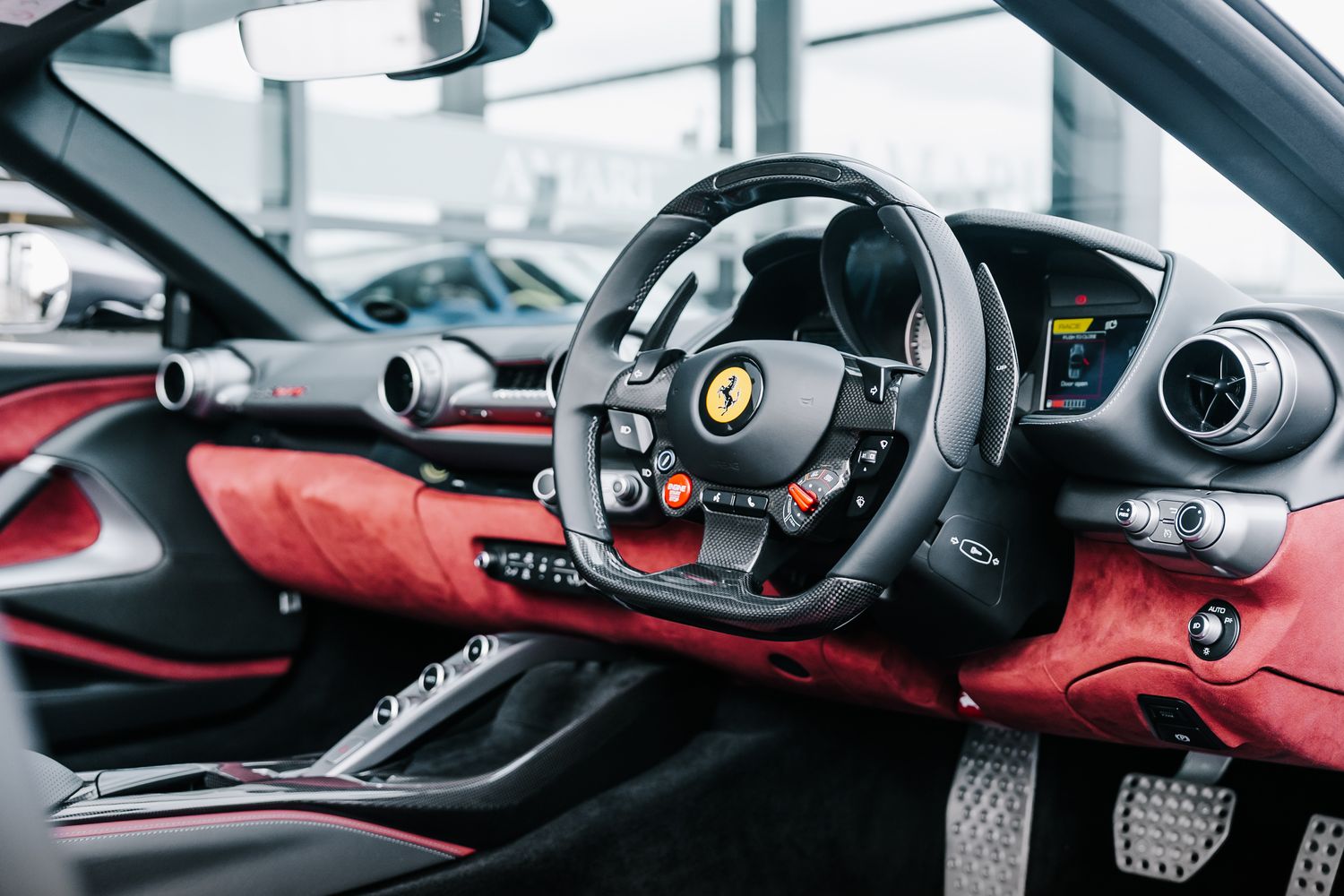 Ferrari 812 GTS