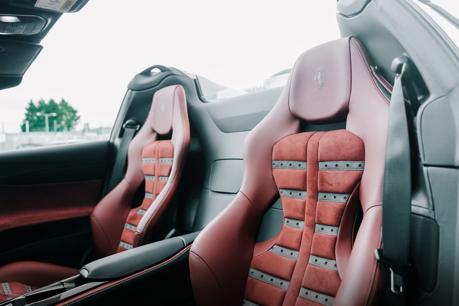 Ferrari 812 GTS