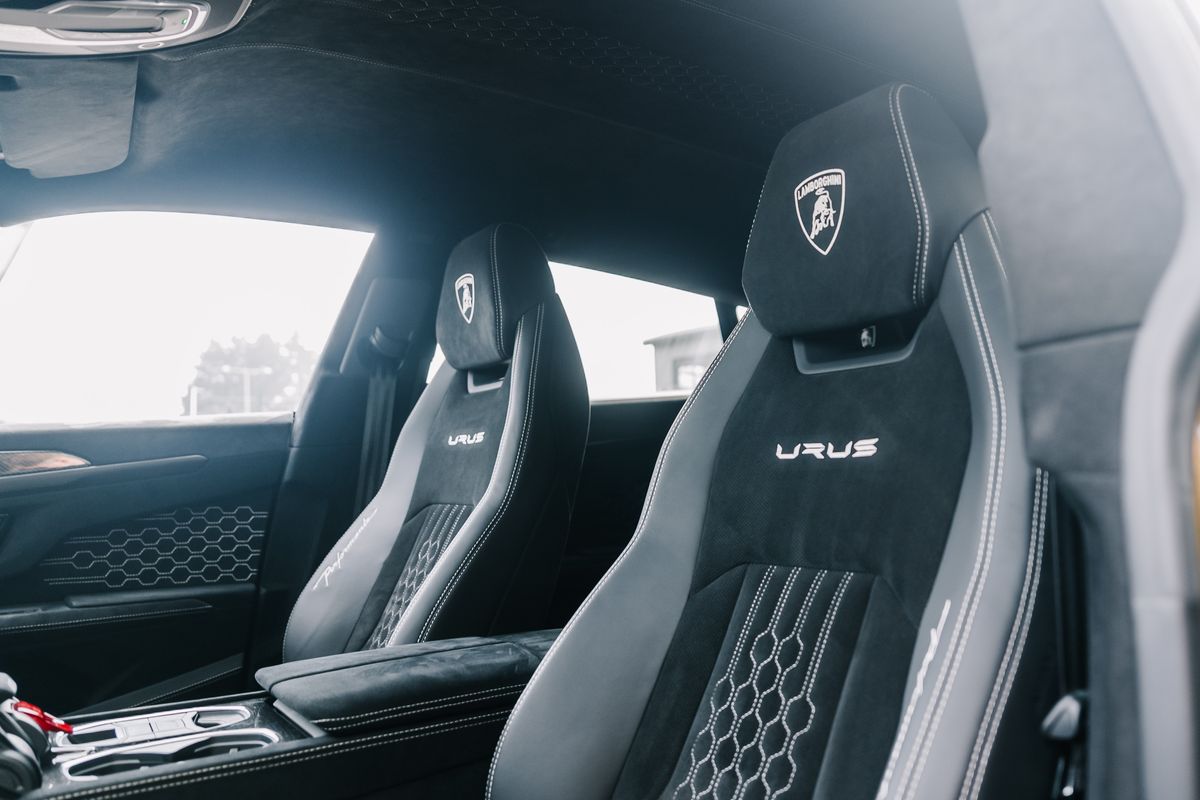 Lamborghini Urus V8 Performante