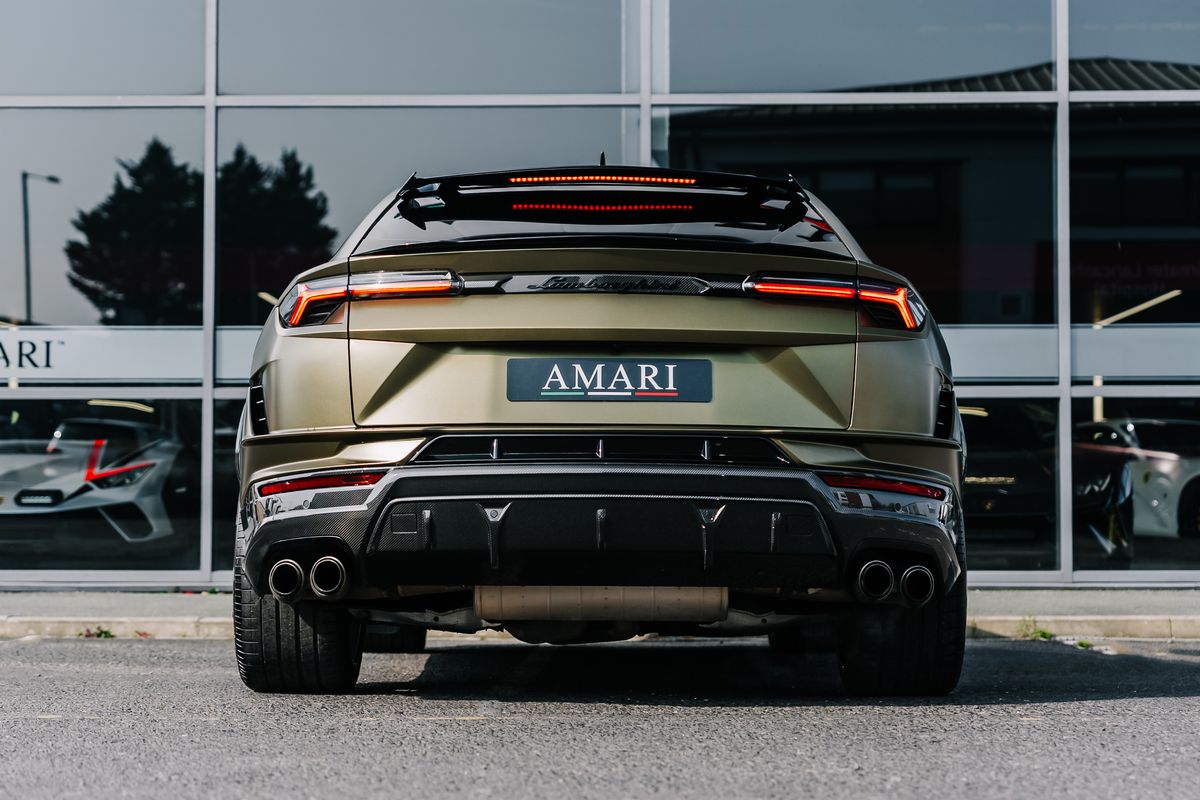 Lamborghini Urus V8 Performante