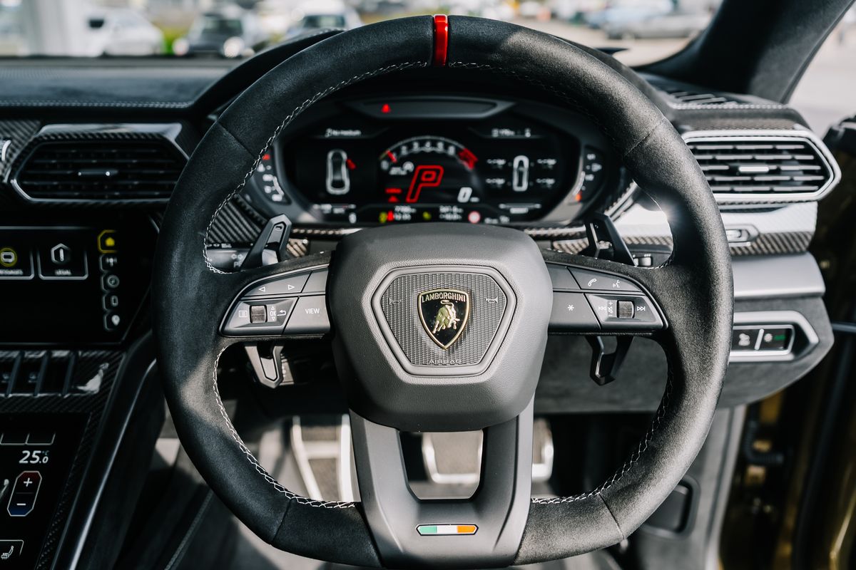Lamborghini Urus V8 Performante