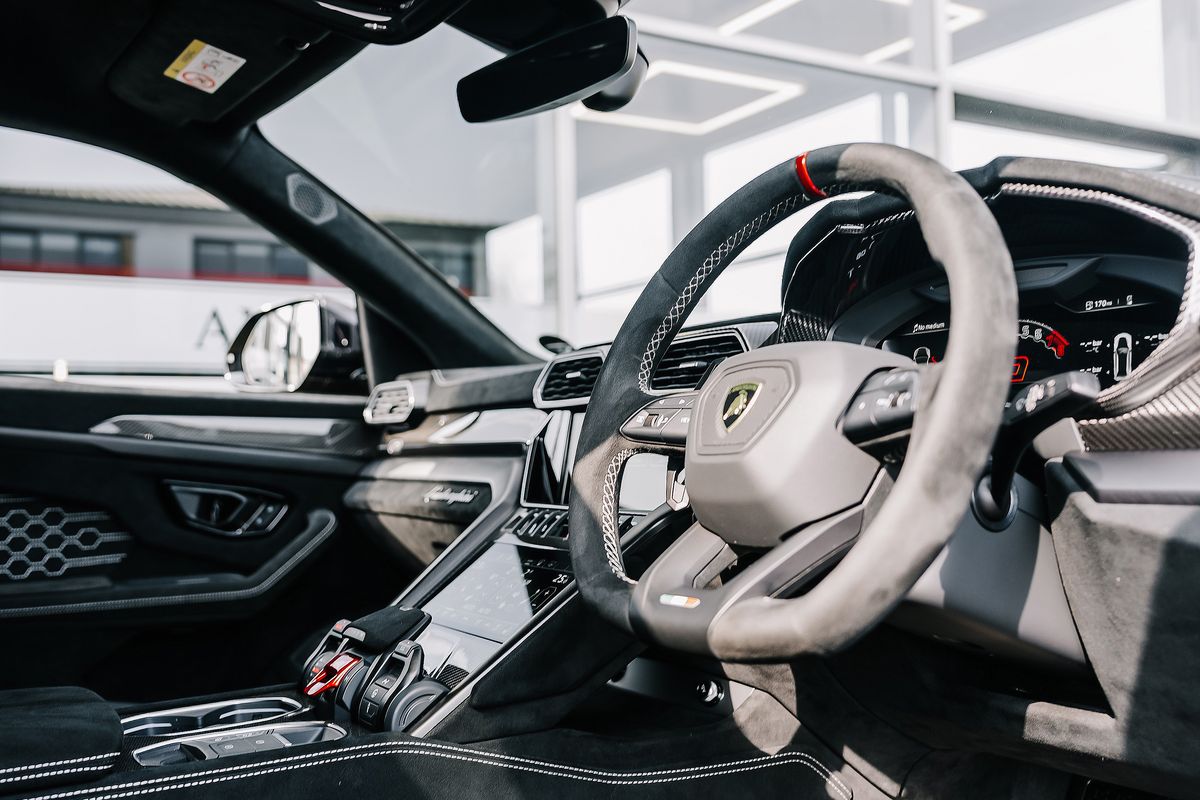 Lamborghini Urus V8 Performante