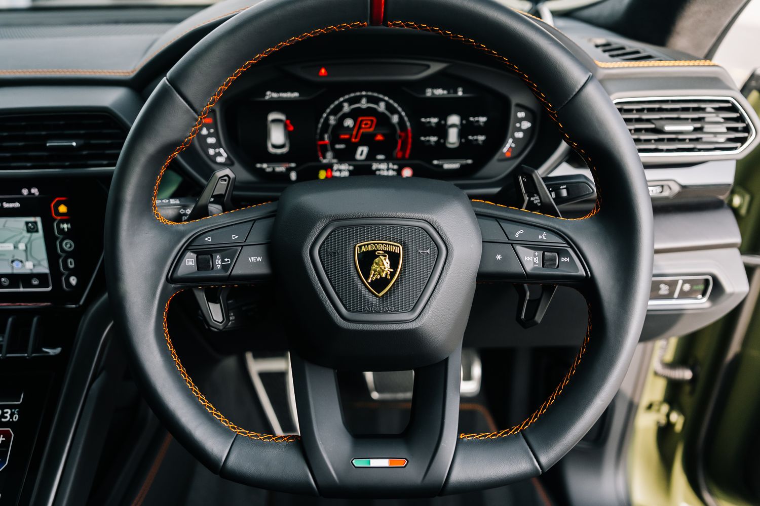 Lamborghini Urus V8 S