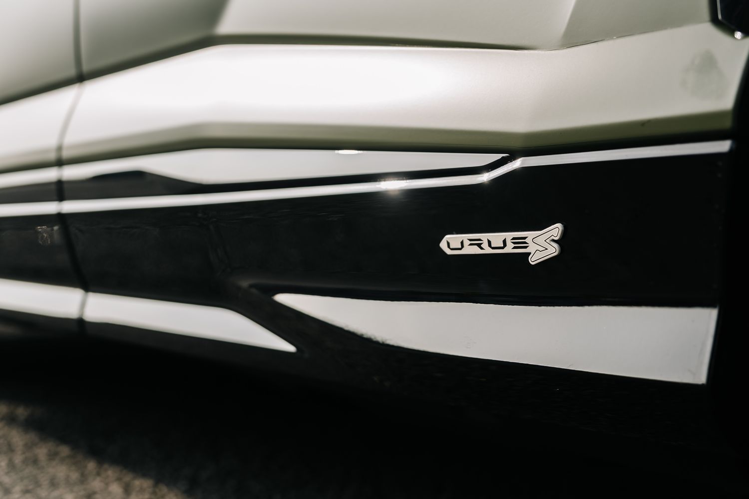 Lamborghini Urus V8 S