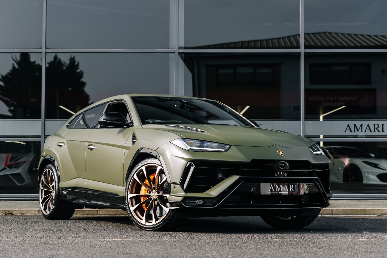 Lamborghini Urus V8 S