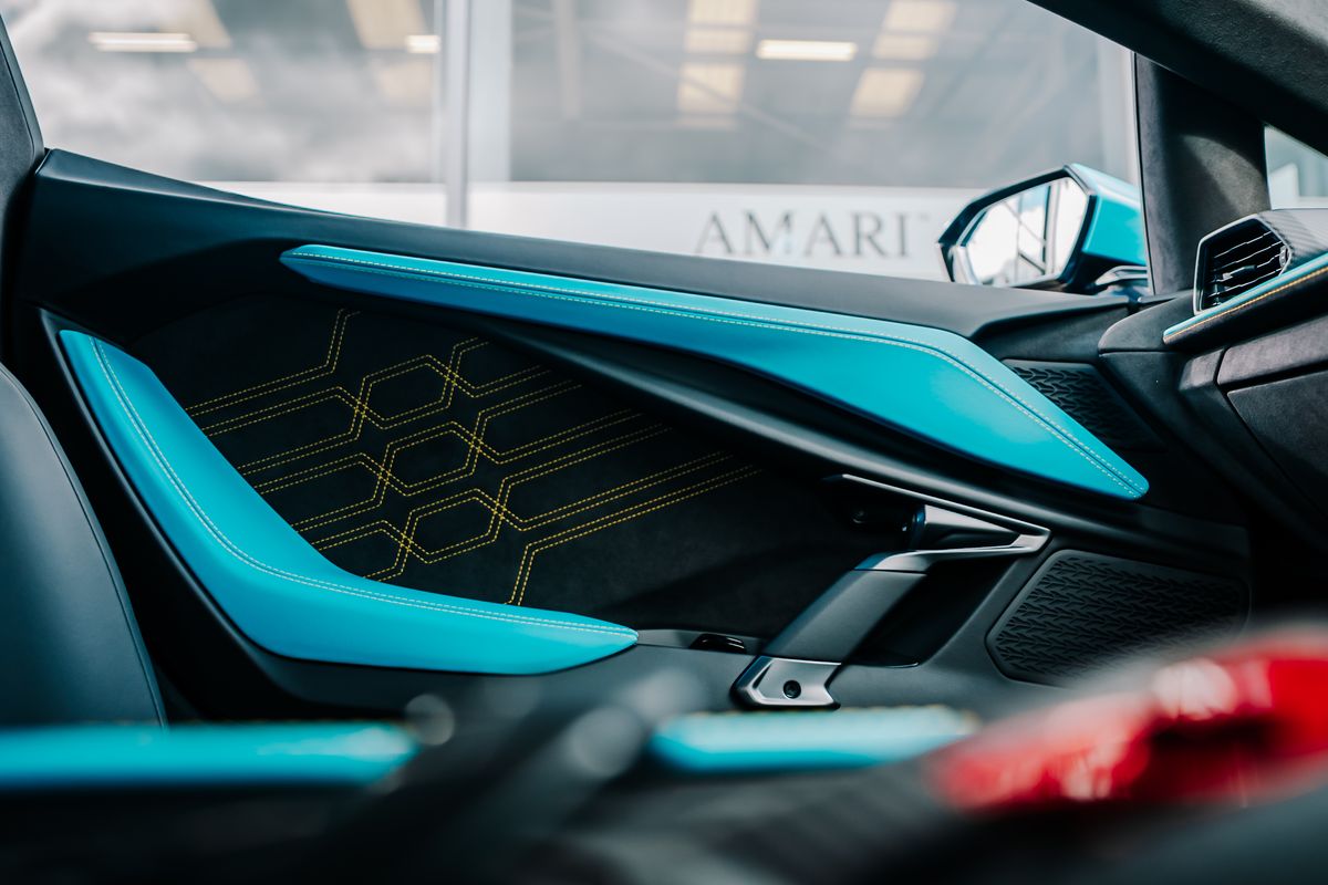 Lamborghini Revuelto
