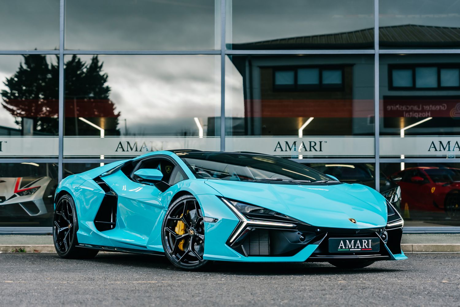 Lamborghini Revuelto