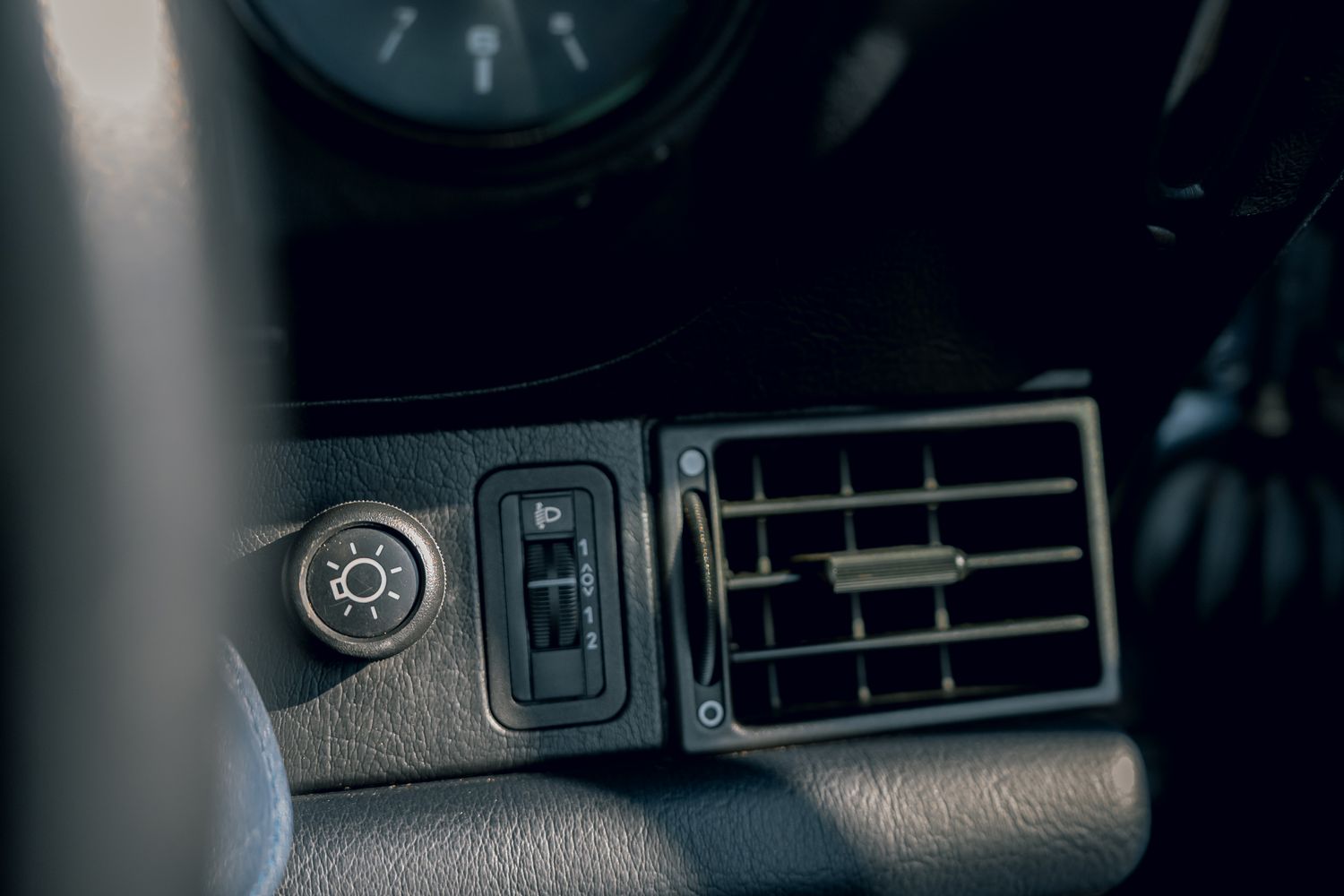 Porsche 911 964 Carrera 4