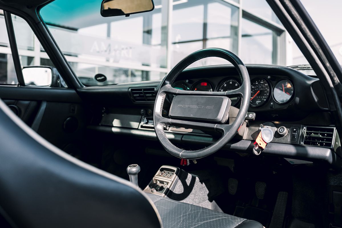 Porsche 911 964 Carrera 4