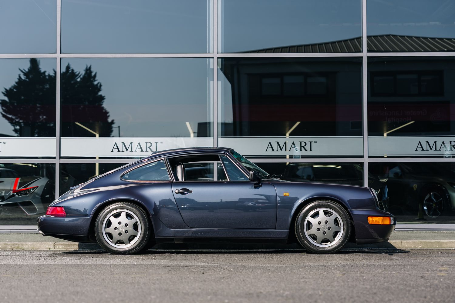 Porsche 911 964 Carrera 4