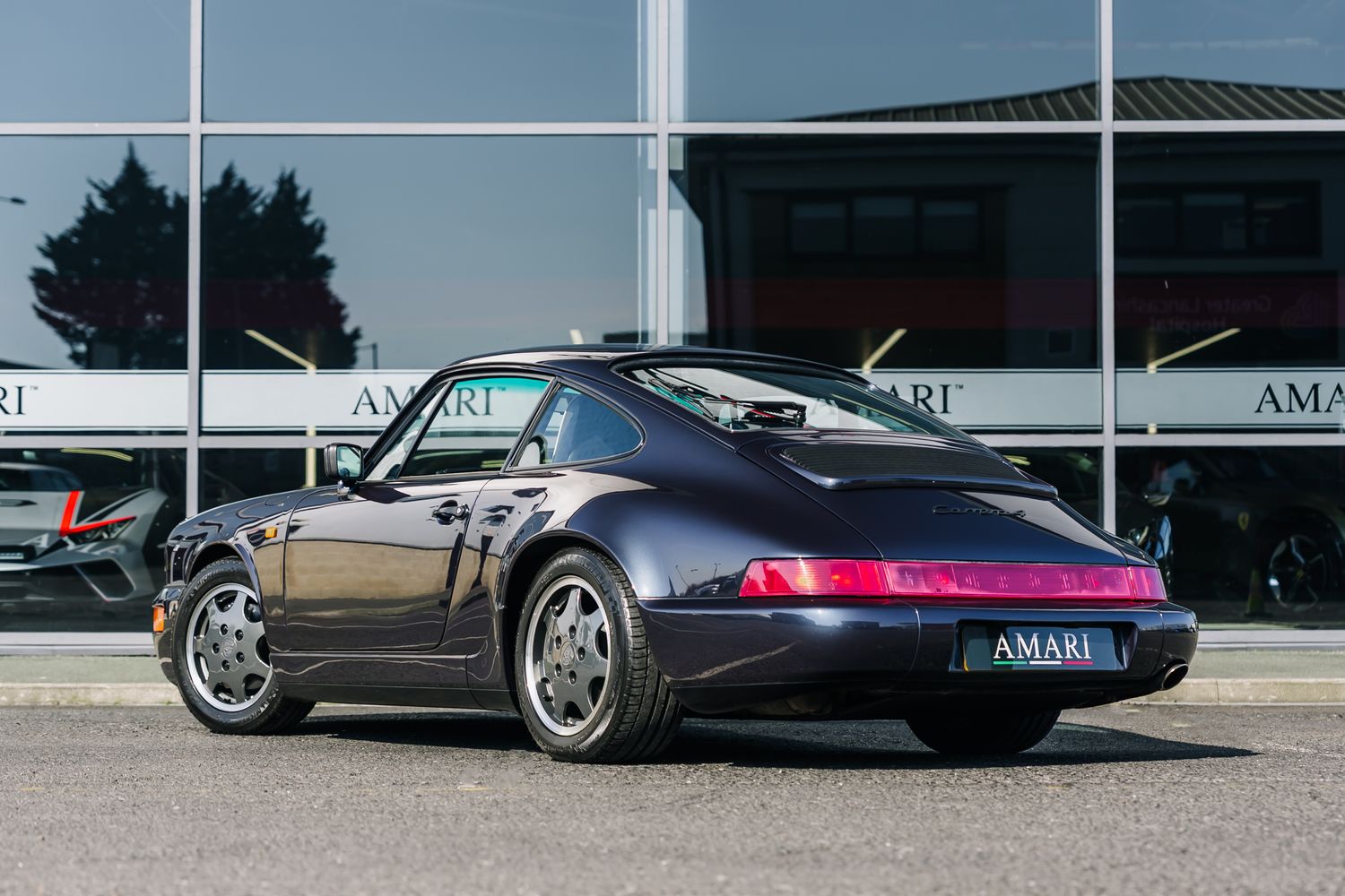Porsche 911 964 Carrera 4