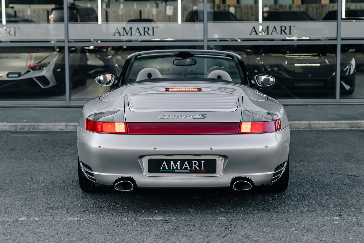 Porsche 911 Carrera 4S Tiptronic S Cabriolet