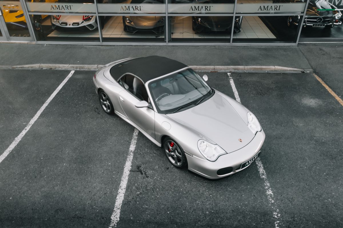 Porsche 911 Carrera 4S Tiptronic S Cabriolet