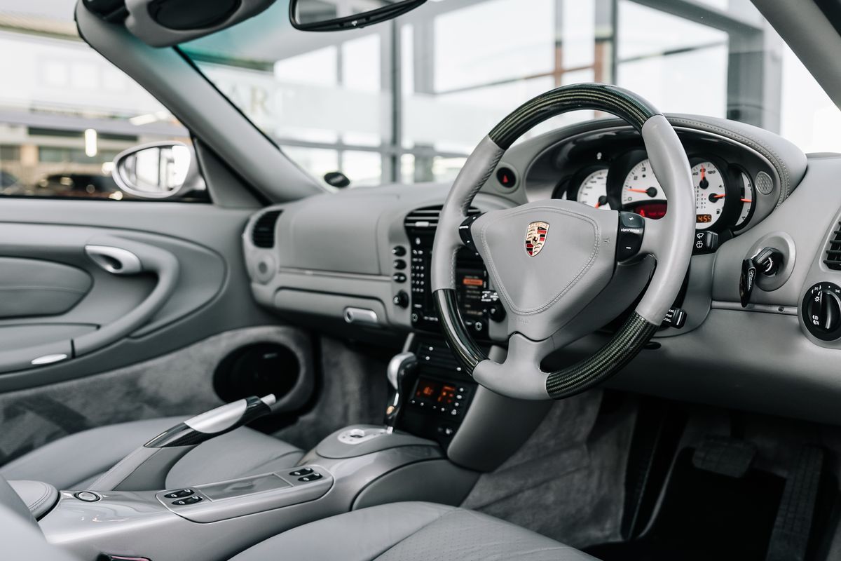 Porsche 911 Carrera 4S Tiptronic S Cabriolet