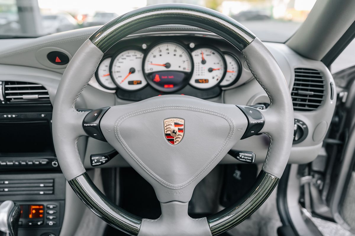 Porsche 911 Carrera 4S Tiptronic S Cabriolet