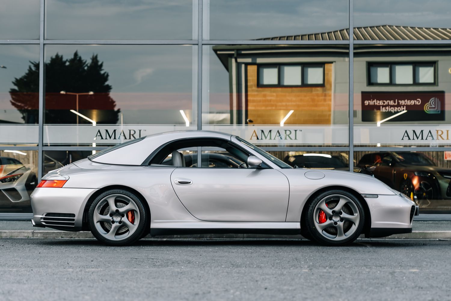 Porsche 911 Carrera 4S Tiptronic S Cabriolet