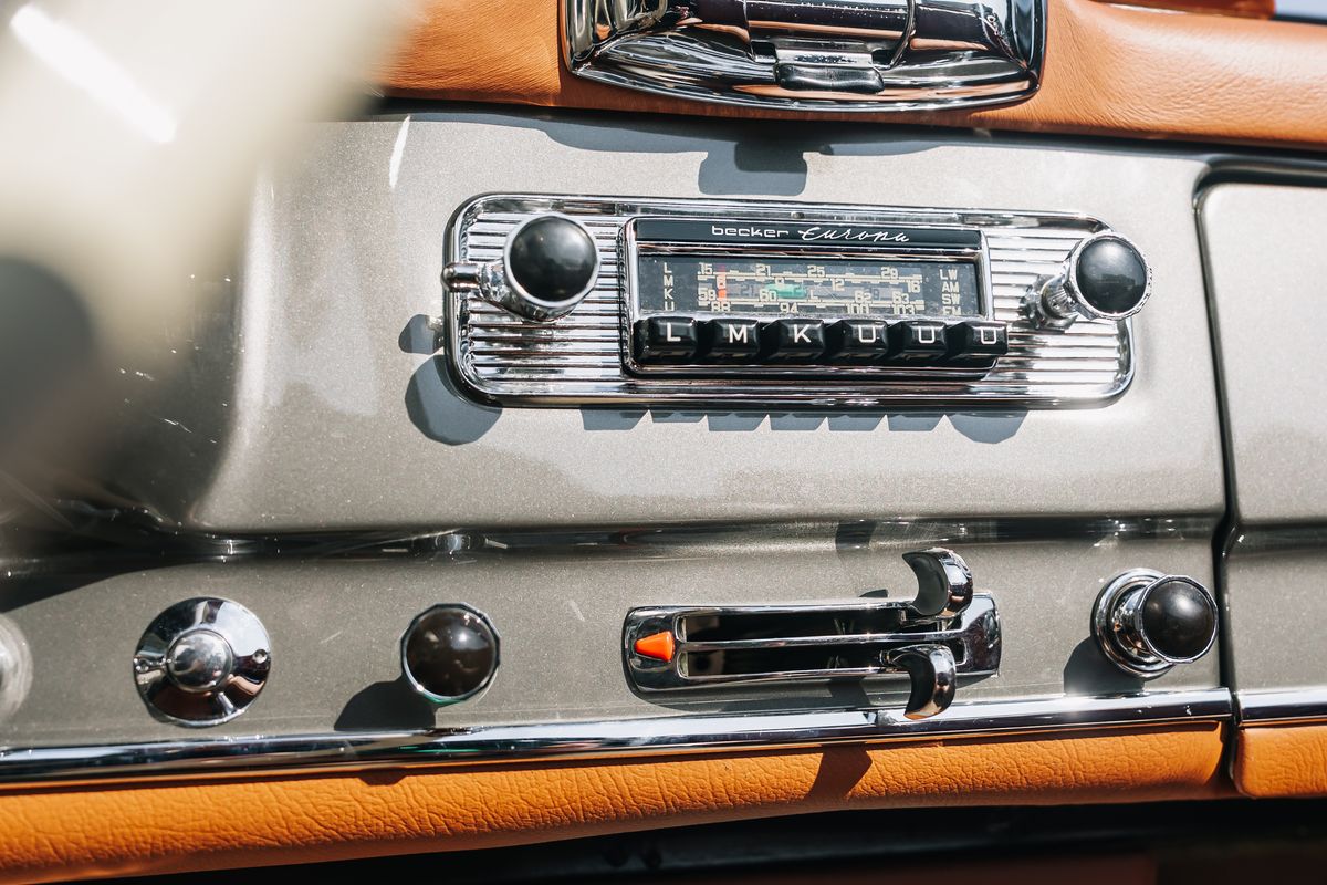 MERCEDES BENZ 190 SL