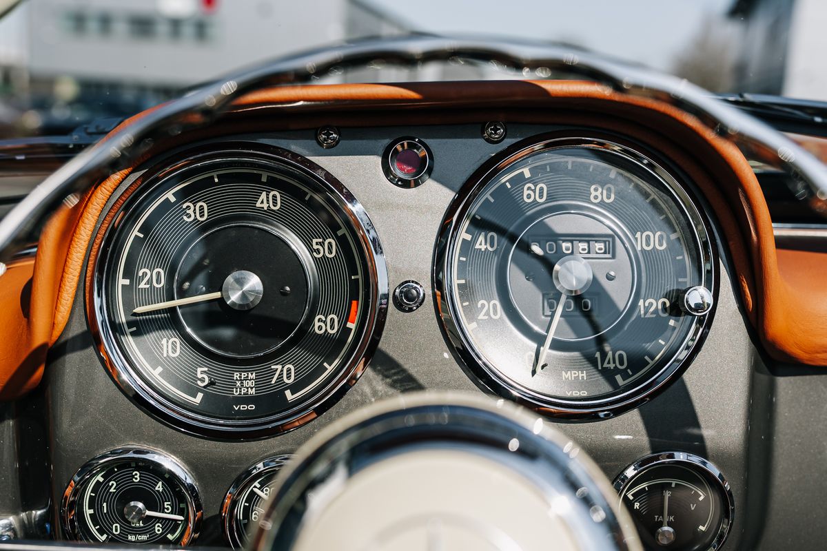 MERCEDES BENZ 190 SL