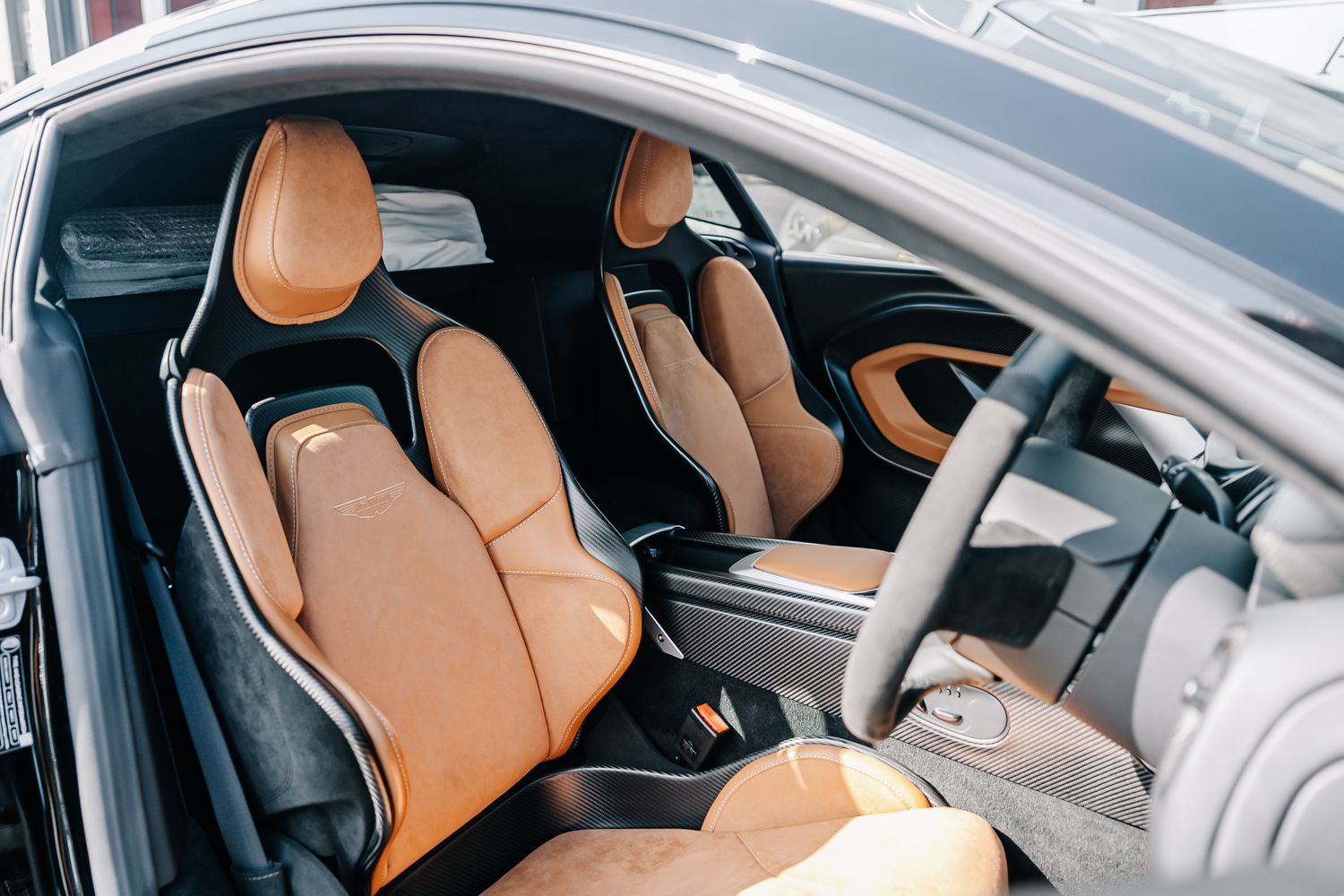 Aston Martin The Final Valour V12