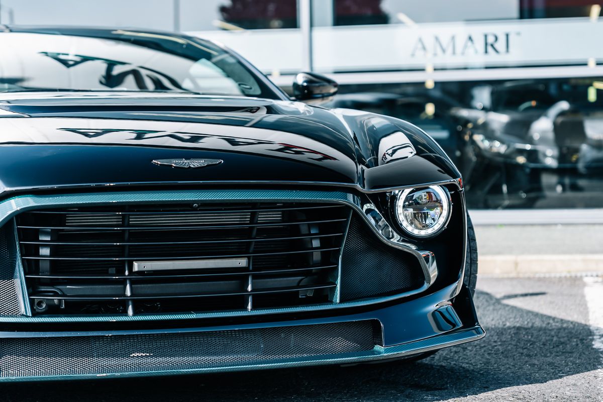 ASTON MARTIN THE FINAL VALOUR 110/110 - VAT Q