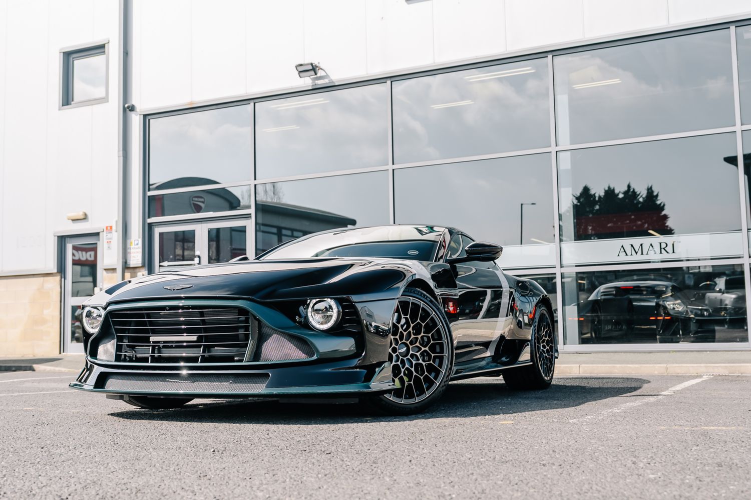 Aston Martin The Final Valour V12