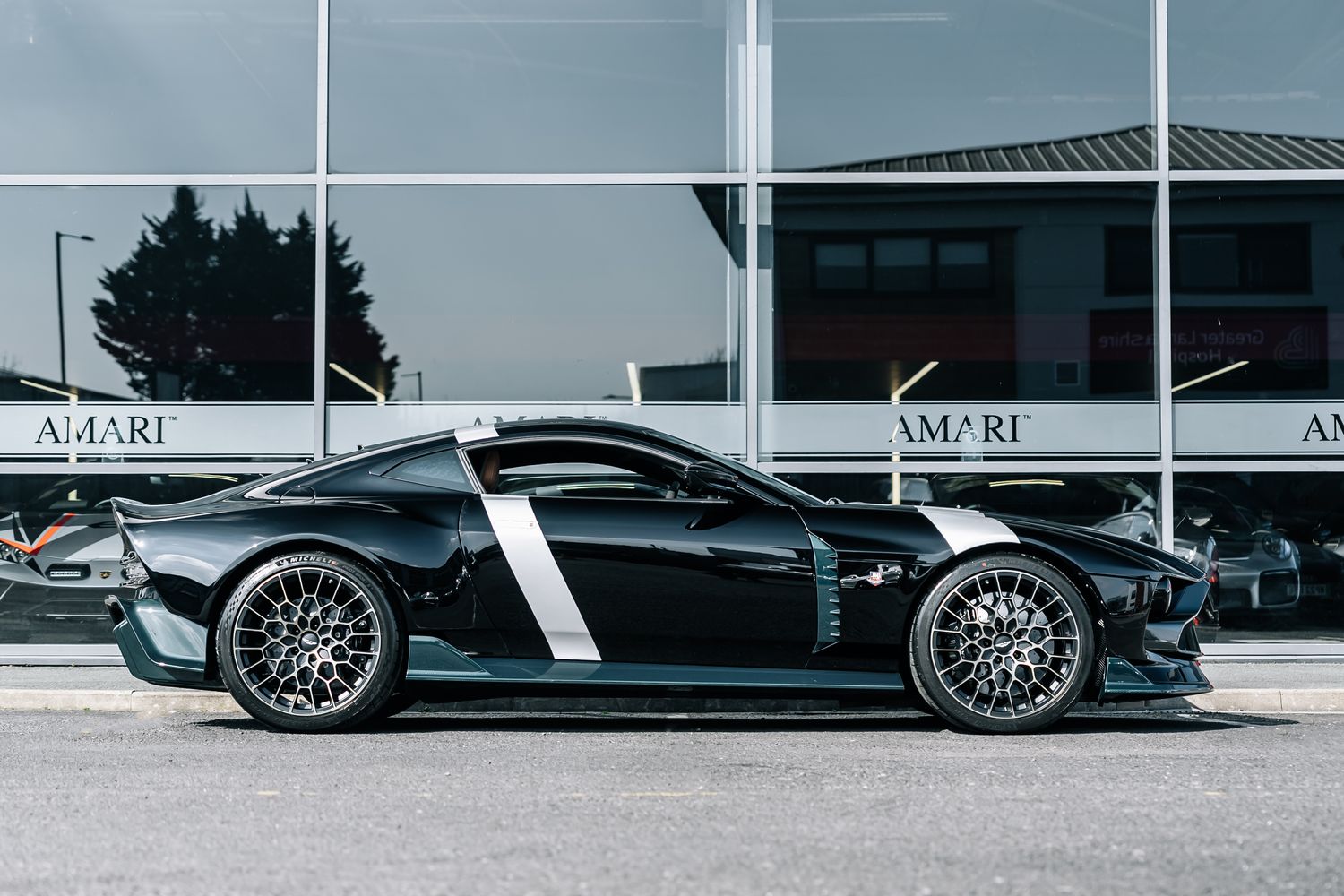 Aston Martin The Final Valour V12