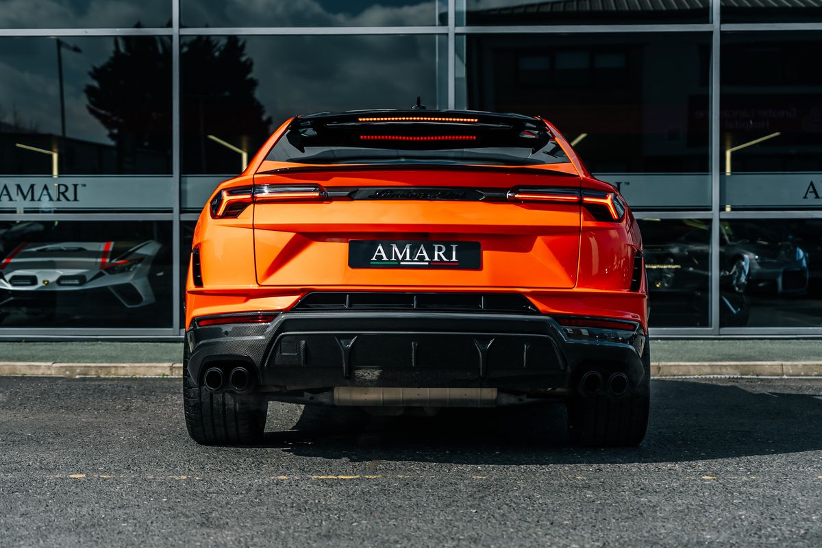Lamborghini Urus Performante