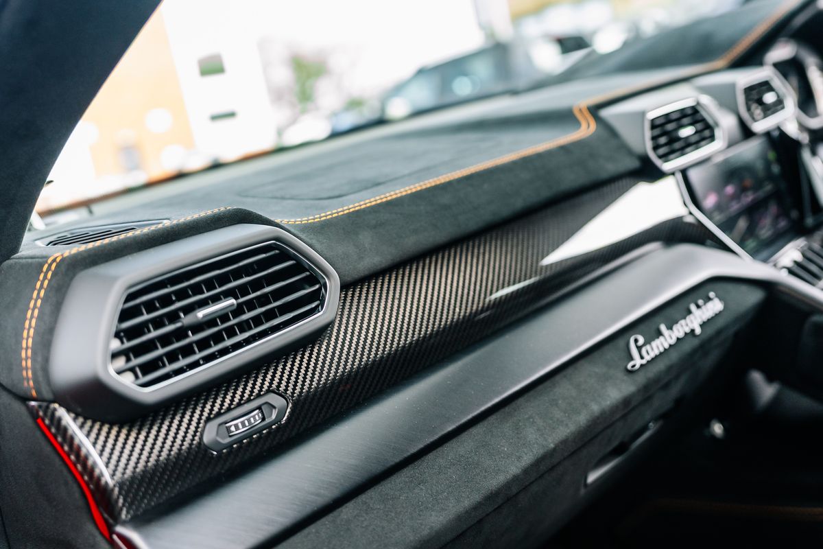 Lamborghini Urus Performante
