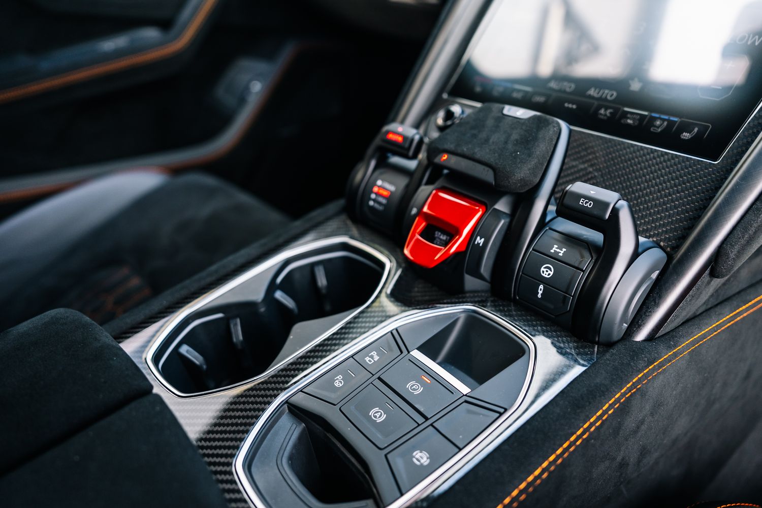 Lamborghini Urus Performante