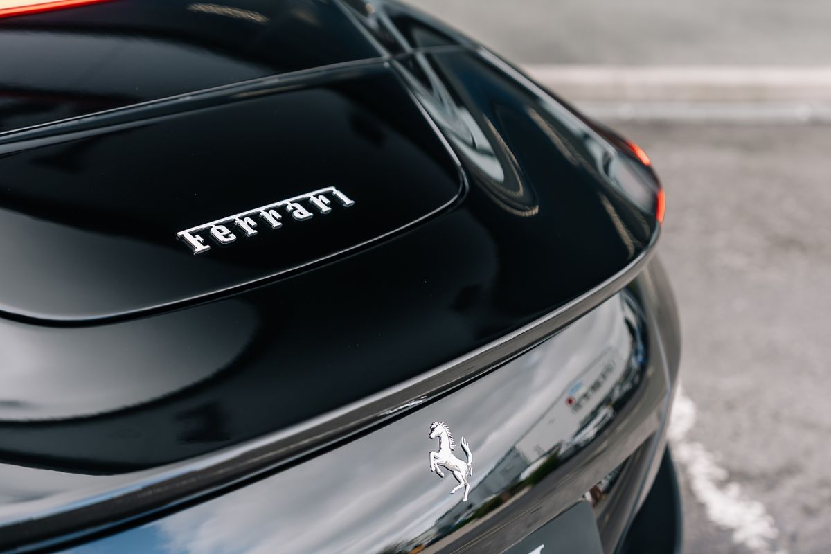 FERRARI ROMA SPIDER - VAT Q