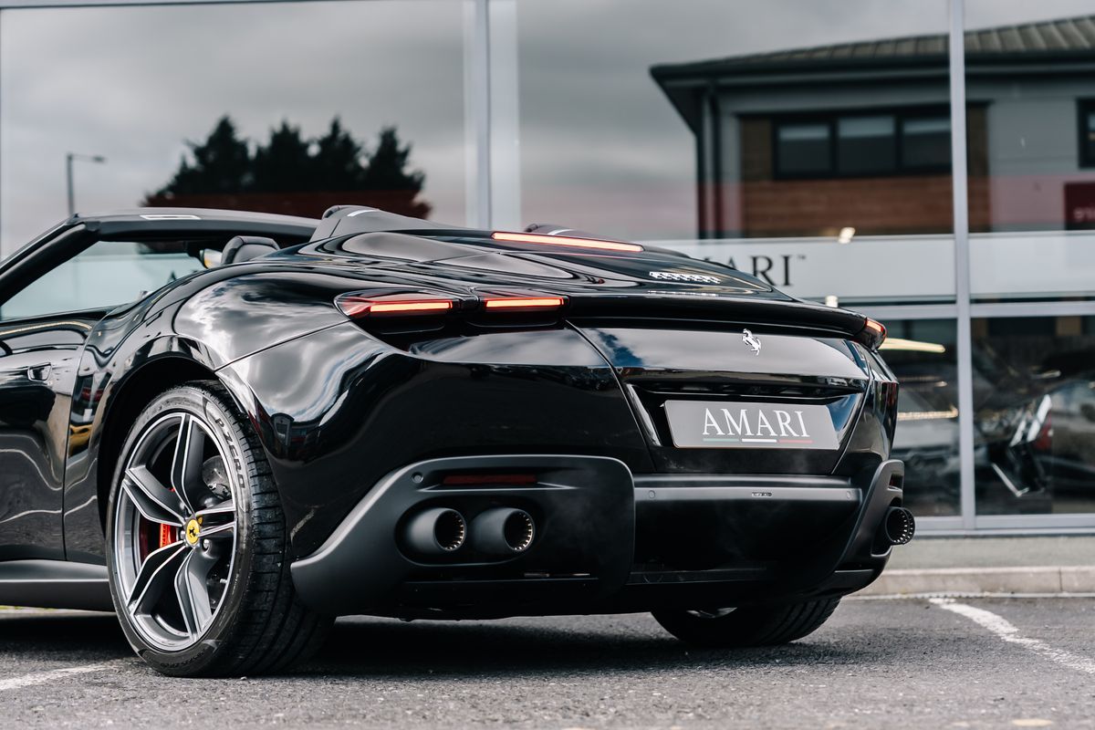FERRARI ROMA SPIDER - VAT Q