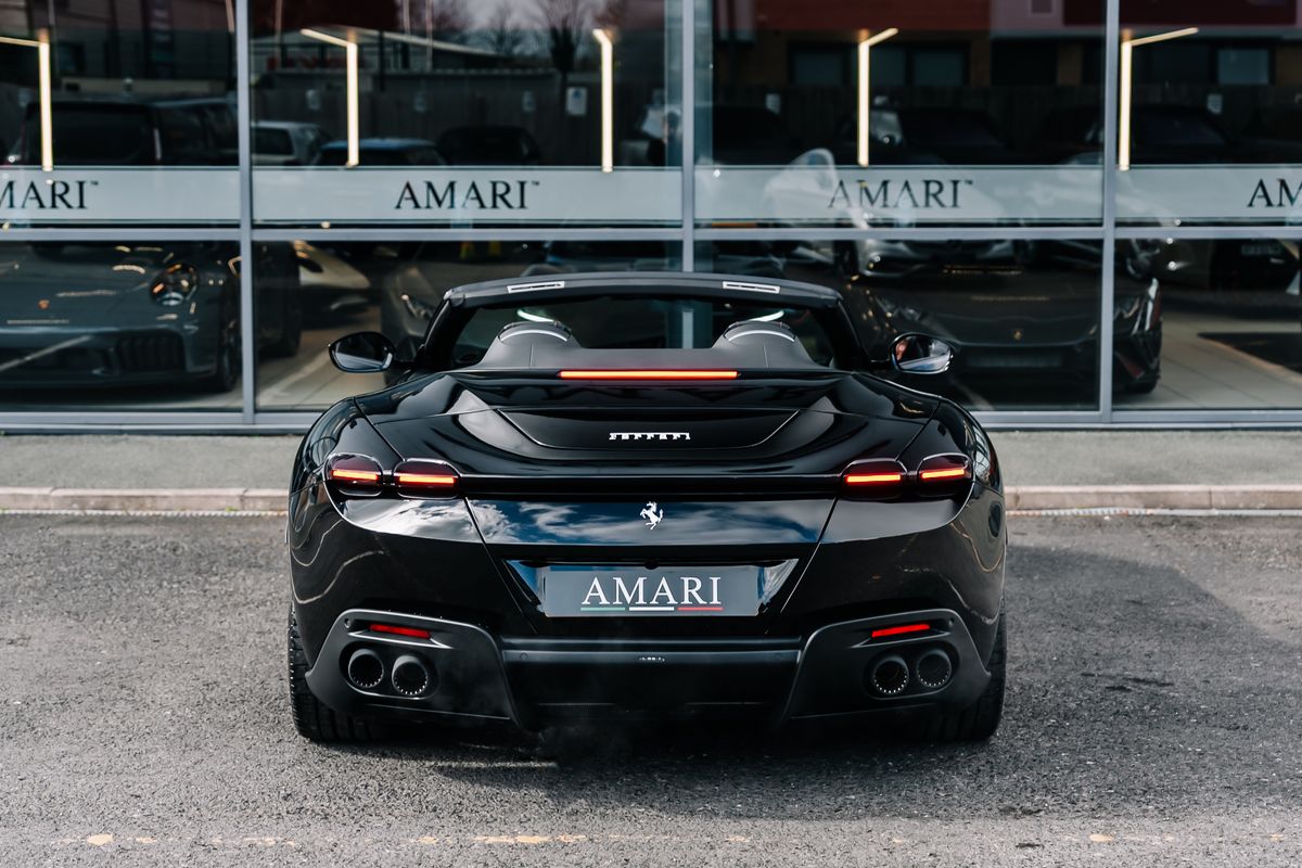 FERRARI ROMA SPIDER - VAT Q