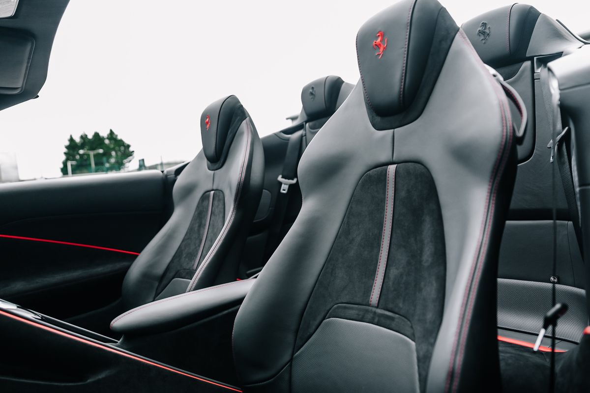 FERRARI ROMA SPIDER - VAT Q