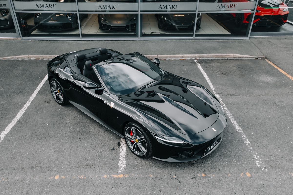 FERRARI ROMA SPIDER - VAT Q