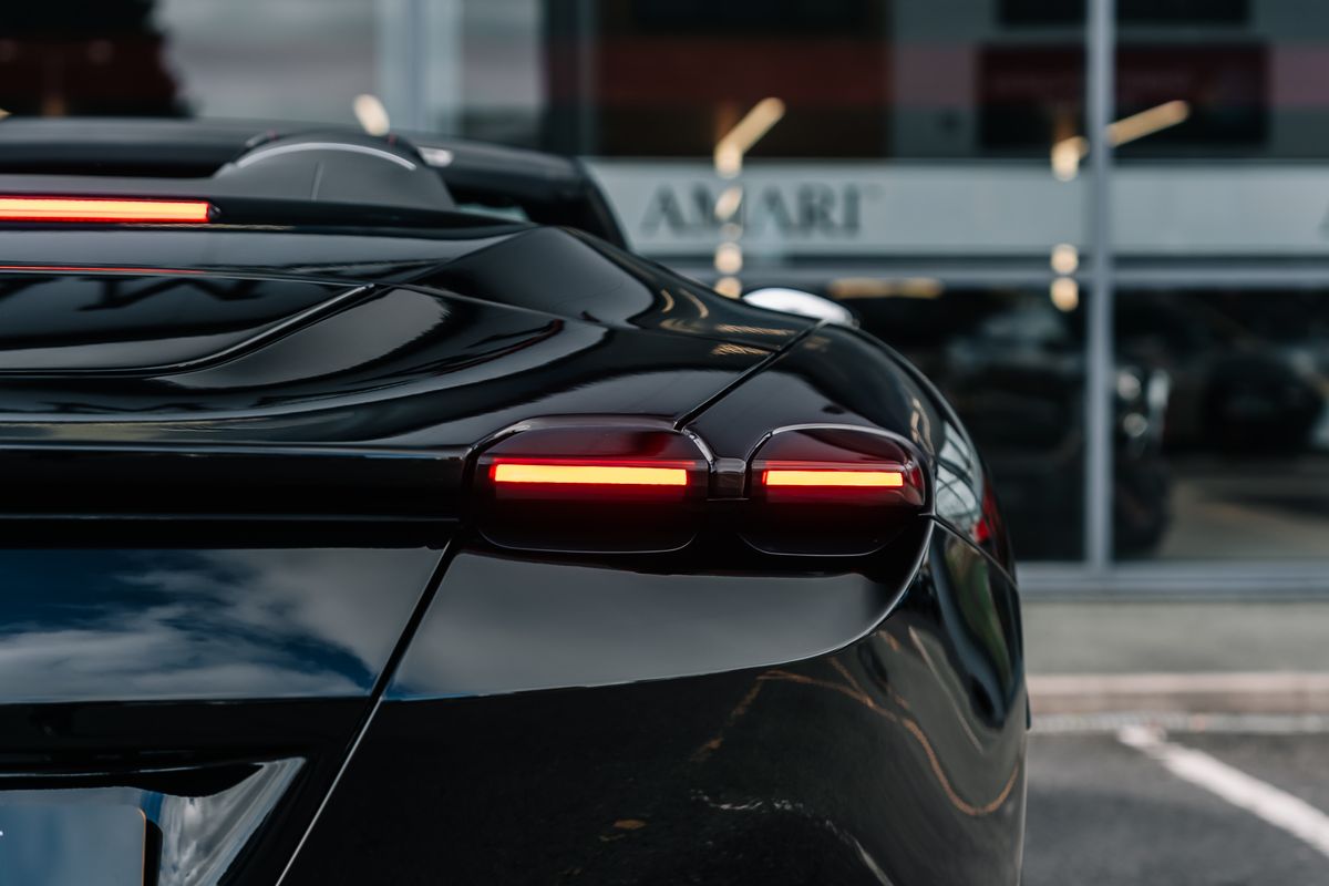 FERRARI ROMA SPIDER - VAT Q