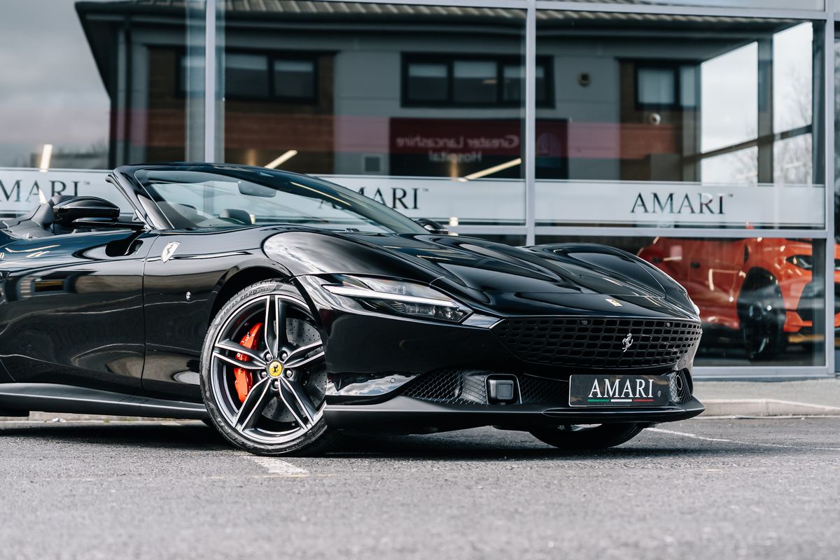 FERRARI ROMA SPIDER - VAT Q