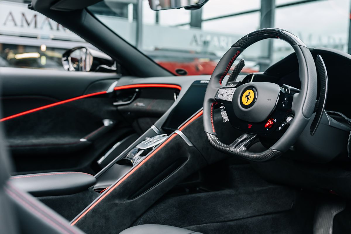 FERRARI ROMA SPIDER - VAT Q