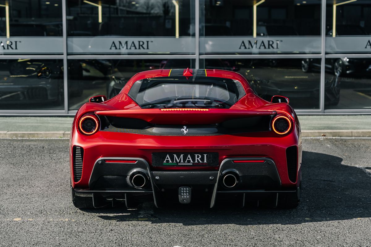 Ferrari 488 Pista