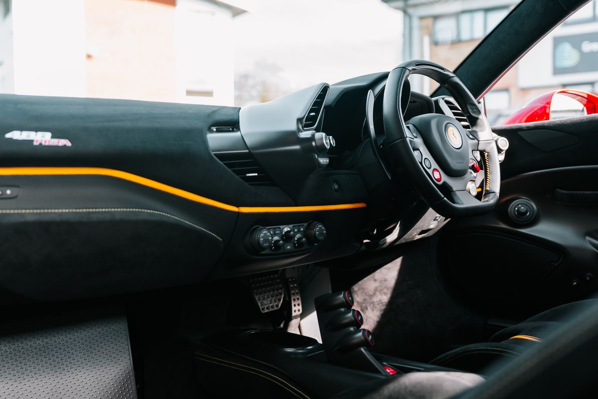 Ferrari 488 Pista
