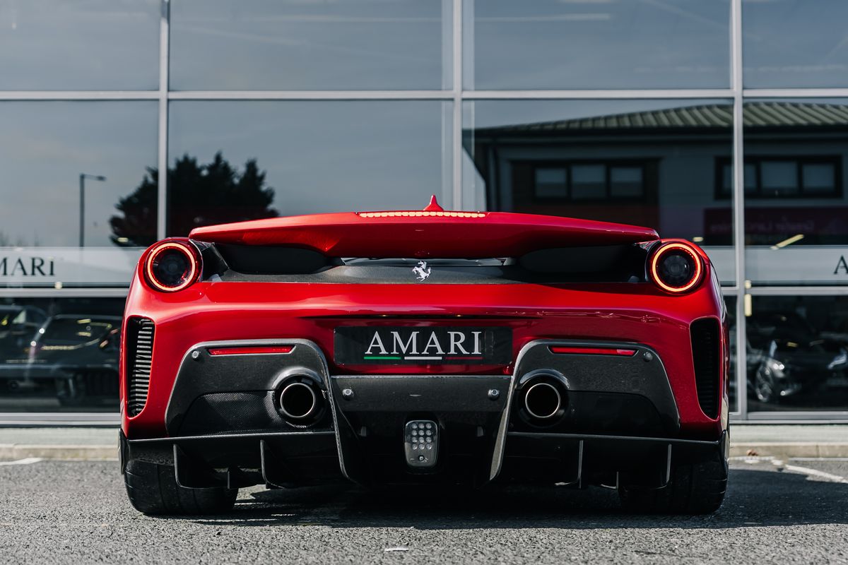 Ferrari 488 Pista