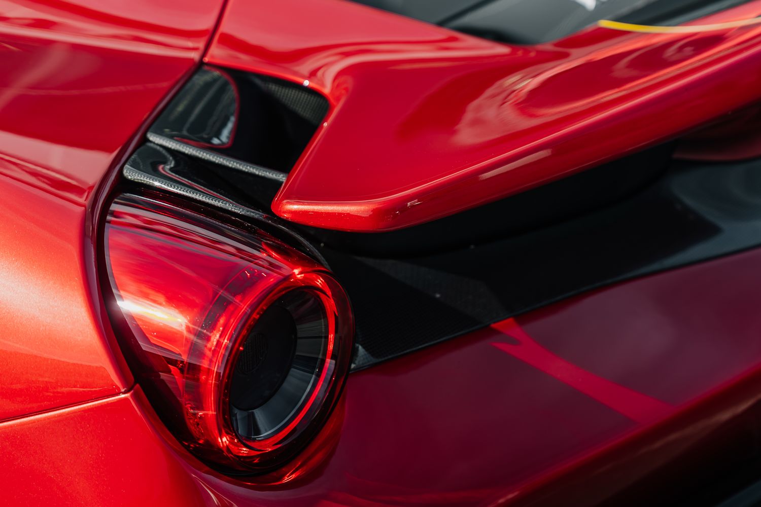 Ferrari 488 Pista