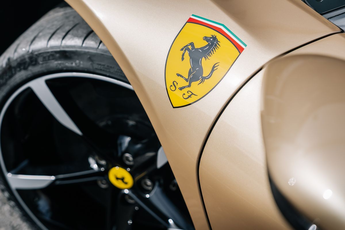 Ferrari SF90 Spider