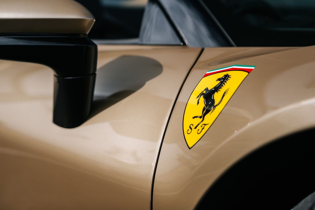 Ferrari SF90 Spider