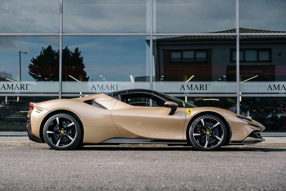 Ferrari SF90 Spider