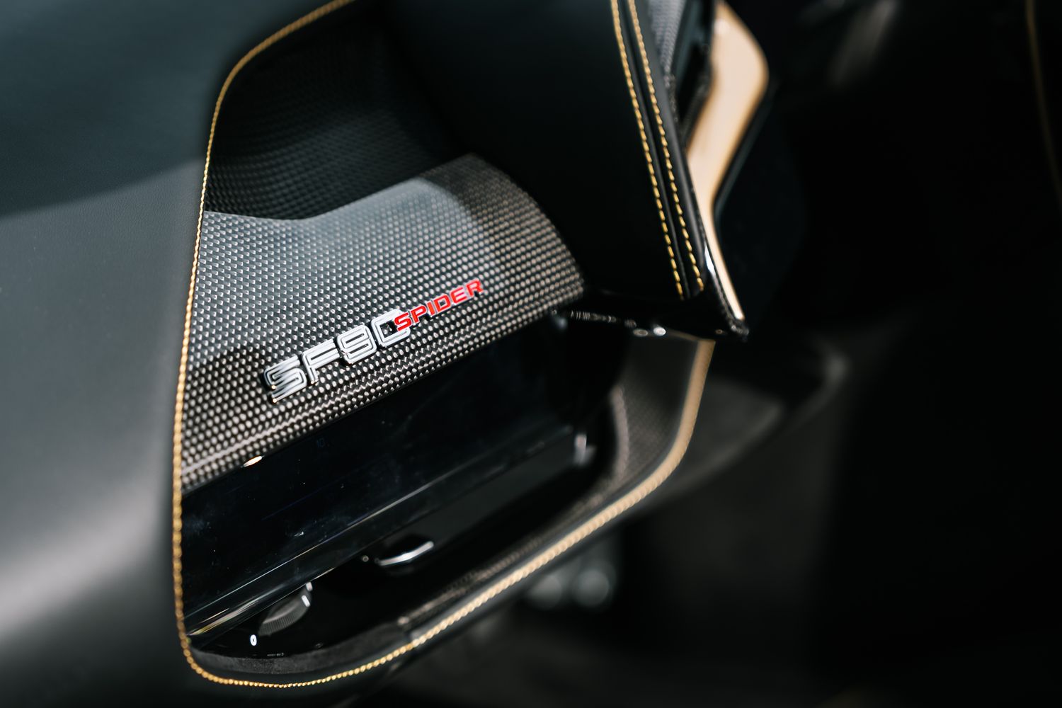 Ferrari SF90 Spider