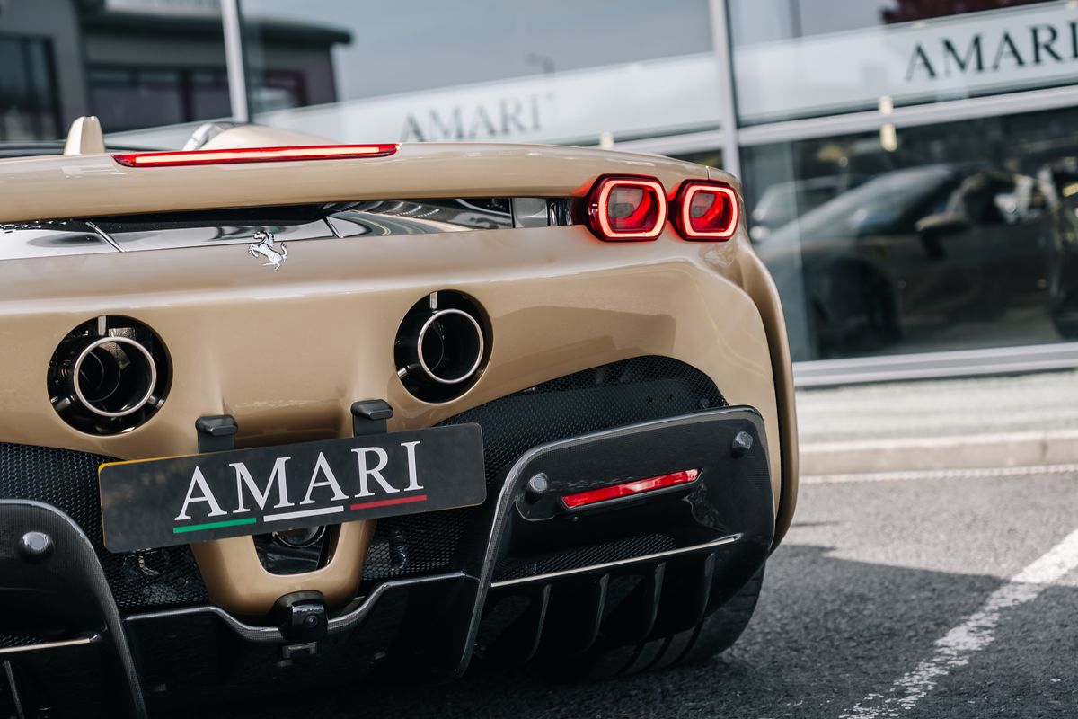 Ferrari SF90 Spider